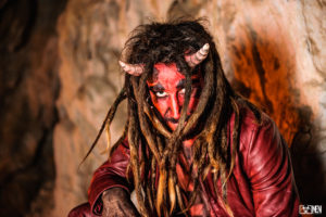 Fotografo en Oviedo book diablo tragafuegos escupefuegos carnaval